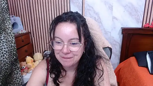 Snapshot of Sonialorens_ chatting on 10/01/25, 11:22 Sonialorens online show from 10/01/25, 11:22