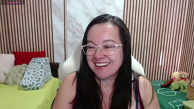 Sonialorens  online show from 07/21/26, 08:11