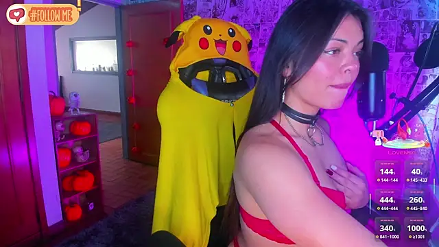 Snapshot of Meli_Pixel chatting on 10/06/25, 09:12 Meli Pixel online show from 10/06/25, 09:12