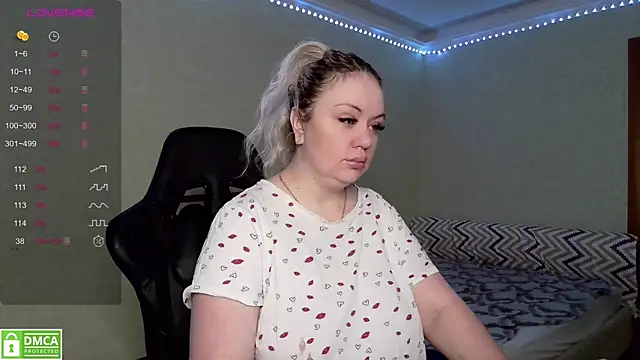 elven dreams  online show from 01/13/25, 05:44