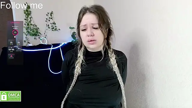 elven dreams  online show from 02/26/26, 05:50