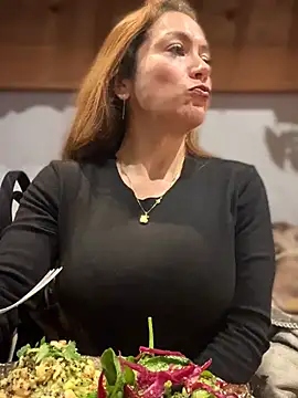 angelitasexy81 online show from 03/17/26, 01:58