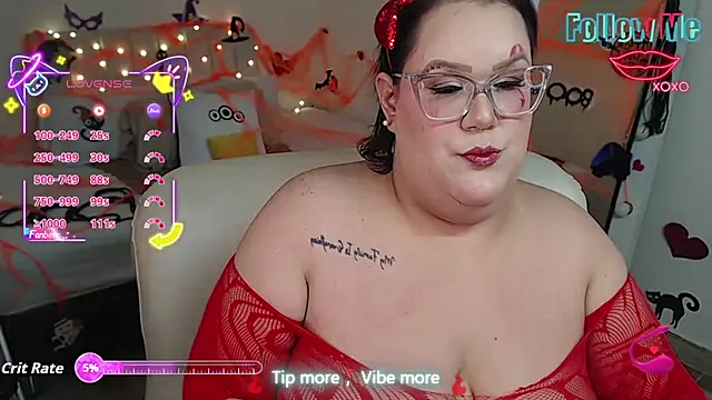 GiannaMorrys online show from 10/22/25, 03:07