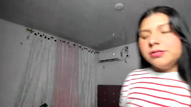 venuxwilliam online show from 12/23/25, 12:41