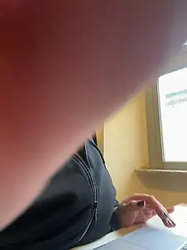 Snapshot of IamSashaLuv chatting on 12/03/25, 08:34 IamSashaLuv online show from 12/03/25, 08:34