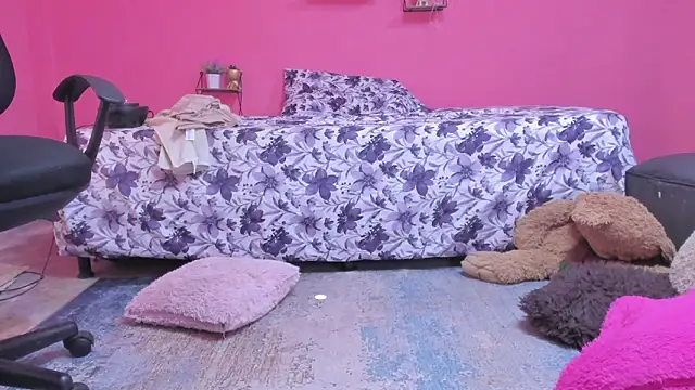 Emma lean online show from 12/09/24, 04:47