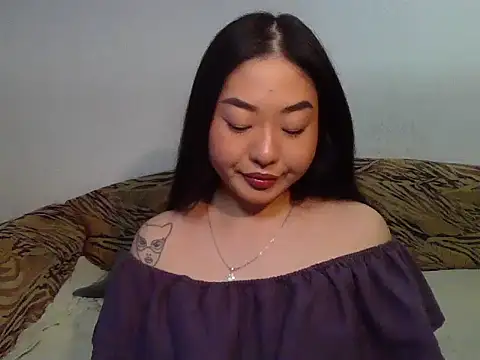 Snapshot of Aleksa_Blackdream chatting on 06/12/26, 01:21 Aleksa Blackdream online show from 06/12/26, 01:21