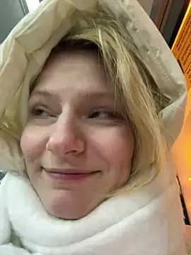 Snapshot of MaryHiggins chatting on 02/01/26, 09:46 MaryHiggins online show from 02/01/26, 09:46