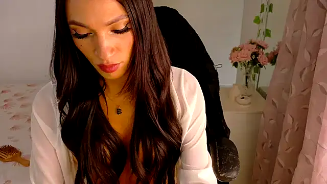 Ariana girlhots online show from 04/17/26, 08:23