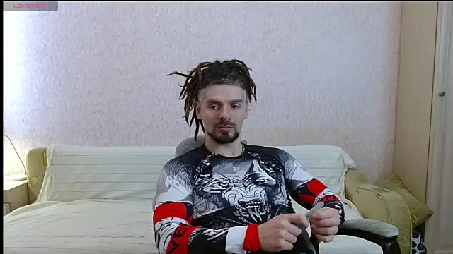 Aestheticguy101 online show from 03/28/26, 08:47