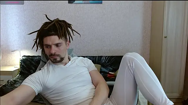 Aestheticguy101 online show from 04/05/26, 10:12