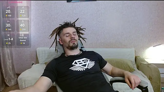 Aestheticguy101 online show from 05/17/26, 04:25