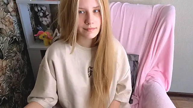 sarakaell online show from 07/16/26, 02:39