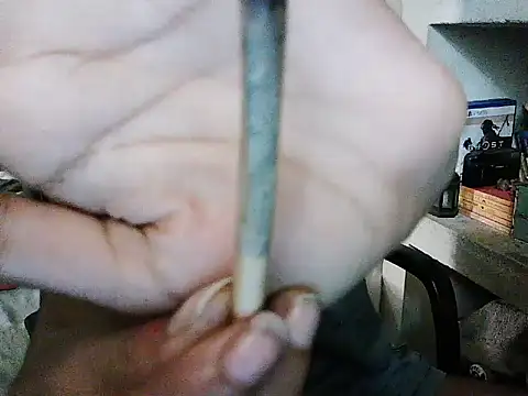 Snapshot of exude_diya chatting on 03/19/25, 04:47 exude diya online show from 03/19/25, 04:47