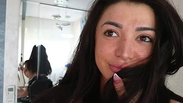 Theowonder online show from 03/17/25, 02:01