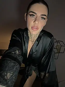 LexiCoco online show from 12/03/25, 06:39