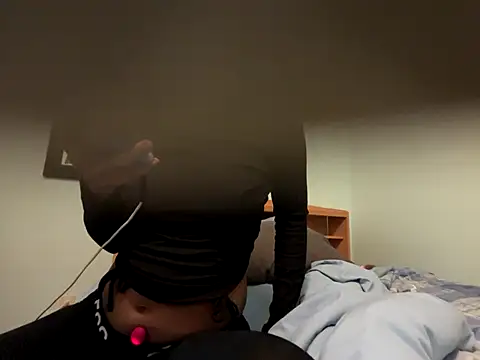 Snapshot of RylHoneyy chatting on 11/29/25, 03:31 RylHoneyy online show from 11/29/25, 03:31