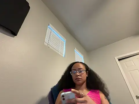 RylHoneyy online show from 02/10/26, 12:48