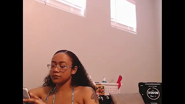 RylHoneyy online show from 02/19/26, 08:05