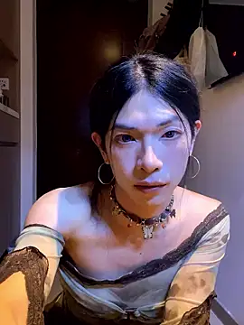 CrytinaSissyCrossdress online show from 06/14/26, 04:31