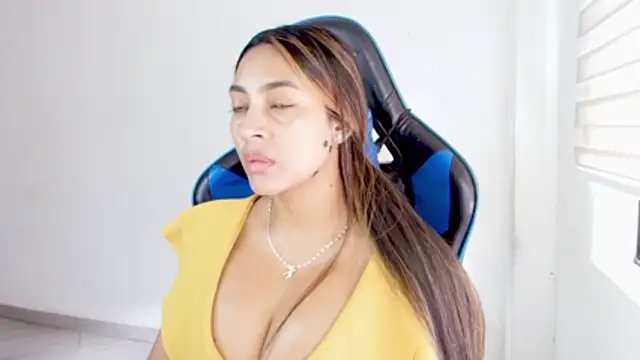 sophiax-x online show from 06/28/26, 03:40
