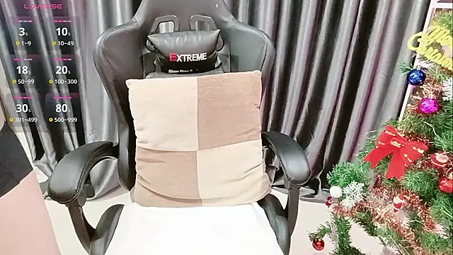 Yuki-yio online show from 12/15/25, 01:21