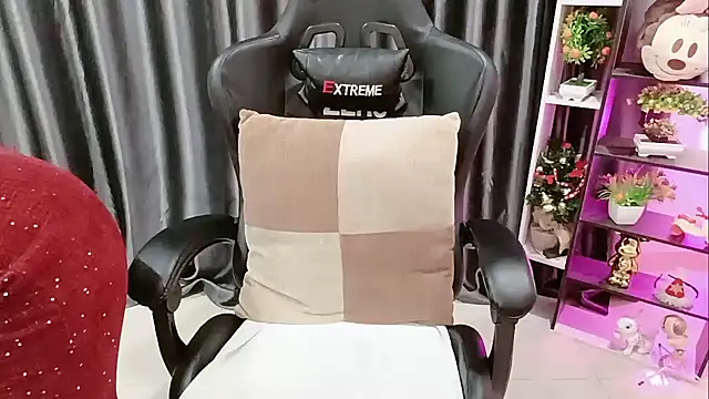 Yuki-yio online show from 02/27/26, 01:16