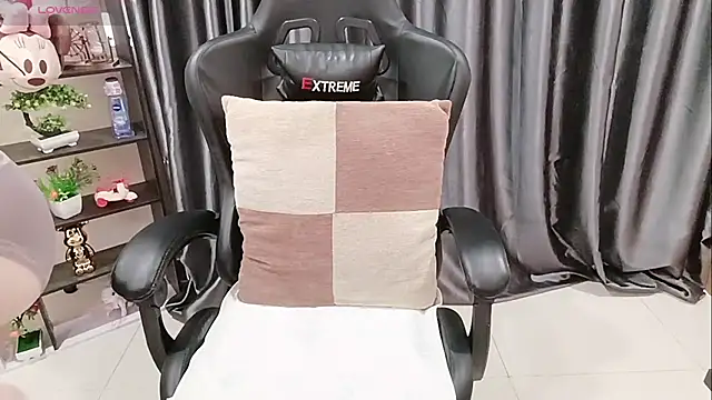 Yuki-yio online show from 03/10/26, 01:10