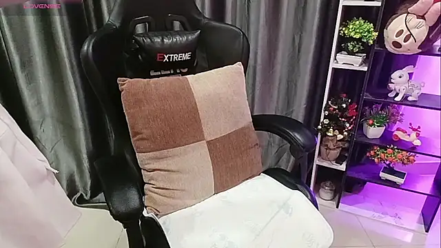 Yuki-yio online show from 03/23/26, 01:20