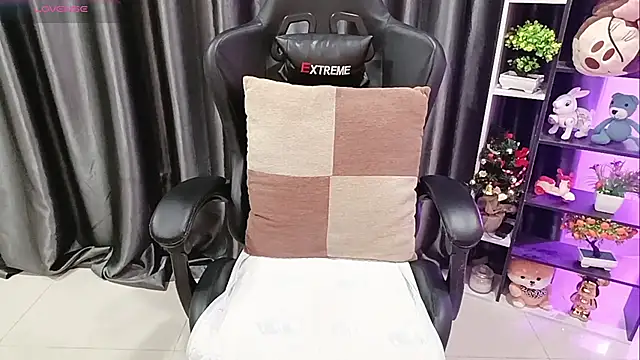 Yuki-yio online show from 04/01/26, 01:17