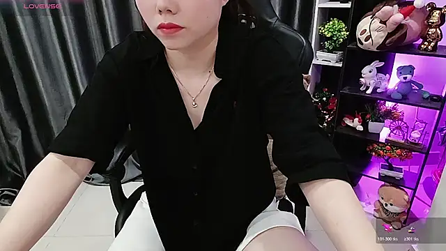 Snapshot of Yuki-yio chatting on 07/07/26, 01:19 Yuki-yio online show from 07/07/26, 01:19