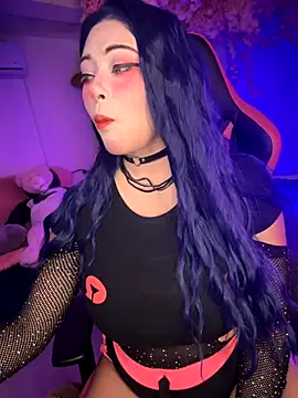 Snapshot of seraphine23 chatting on 09/19/25, 01:07 seraphine23 online show from 09/19/25, 01:07