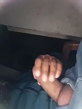 Snapshot of Pitercom chatting on 03/05/25, 12:59 Pitercom online show from 03/05/25, 12:59