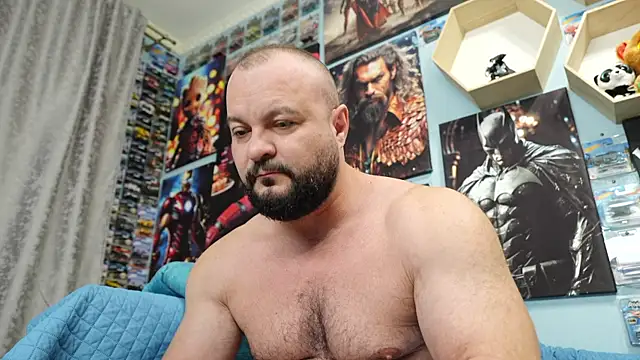 Muscle Bear online show from 10/14/25, 04:35