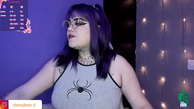 Snapshot of cherrybom_ chatting on 03/02/25, 08:16 cherrybom online show from 03/02/25, 08:16