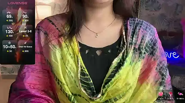 Sizzling  ZAARA online show from 02/02/25, 09:40