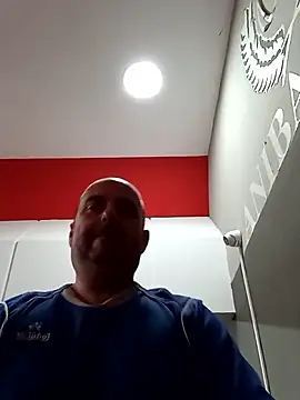 Hot-pico76 online show from 04/07/26, 10:05