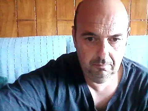 Hot-pico76 online show from 04/14/26, 04:13