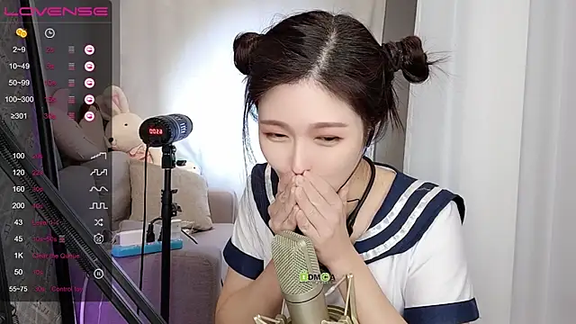 tw lala online show from 12/23/24, 07:20