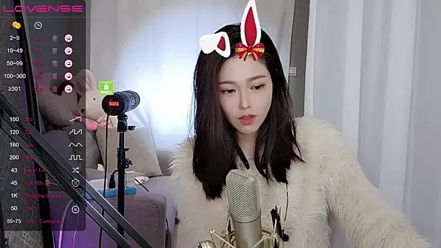 tw lala online show from 12/24/24, 04:19