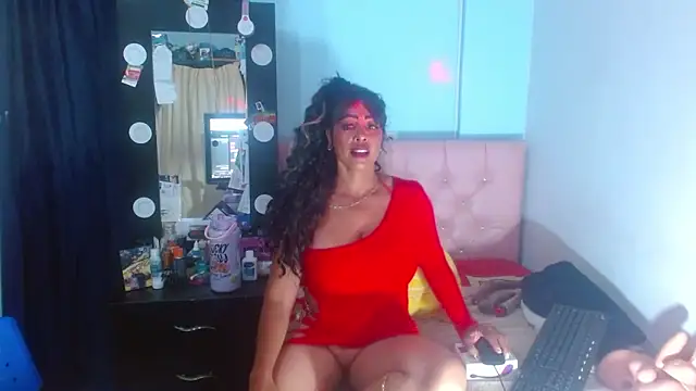 Snapshot of Alexaqueen1 chatting on 05/10/26, 02:17 Alexaqueen1 online show from 05/10/26, 02:17