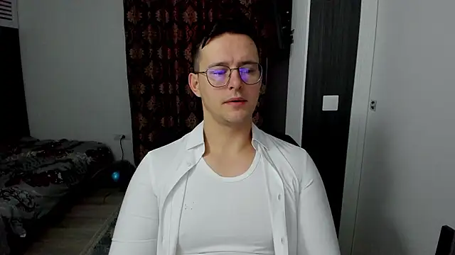 sexxymuscles4u online show from 02/09/26, 07:45