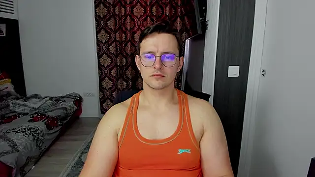 sexxymuscles4u online show from 03/03/26, 12:22