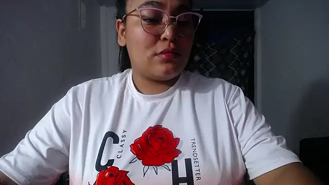 sirena 15 online show from 12/22/25, 04:53