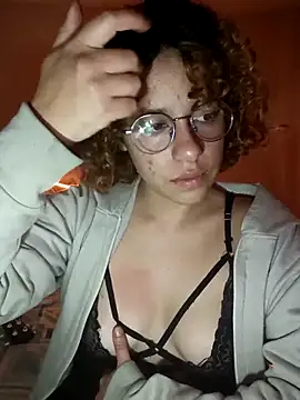 EmmaMelissa0521 online show from 02/15/25, 10:31