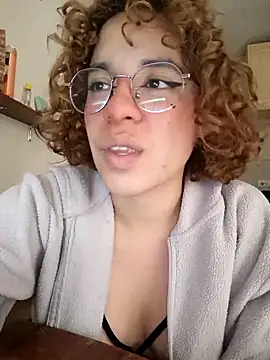 EmmaMelissa0521 online show from 02/16/25, 05:26