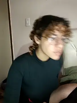 EmmaMelissa0521 online show from 02/28/25, 08:39