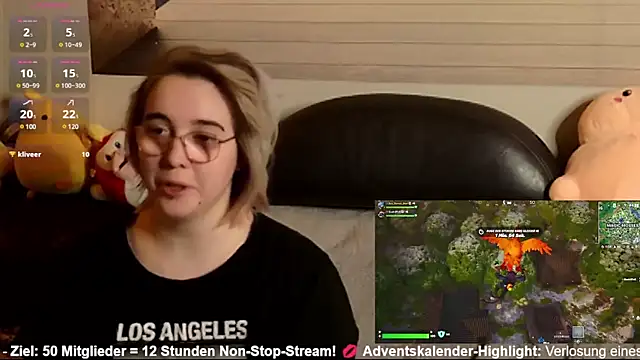 Snapshot of GamerGirl_Eve chatting on 12/29/24, 07:22 GamerGirl Eve online show from 12/29/24, 07:22