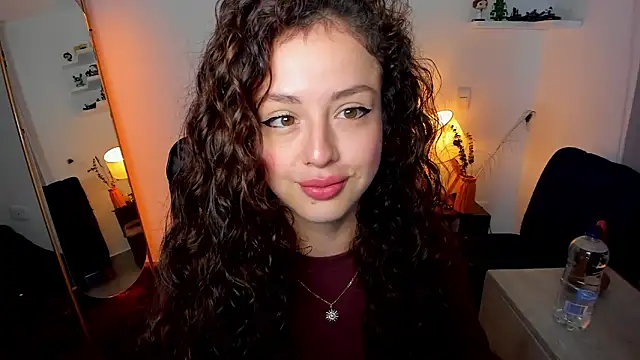 Cassandra Caiin online show from 02/01/26, 01:31