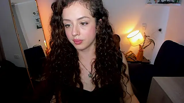 Cassandra Caiin online show from 03/17/26, 07:06